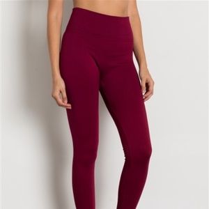 BURGUNDY HIGHT WAIST FLEECE LEGGINGS NWT